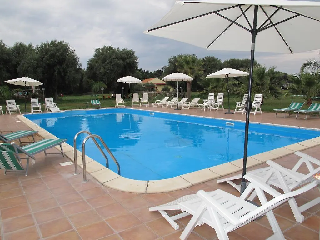 Stella Di Sicilia contacts